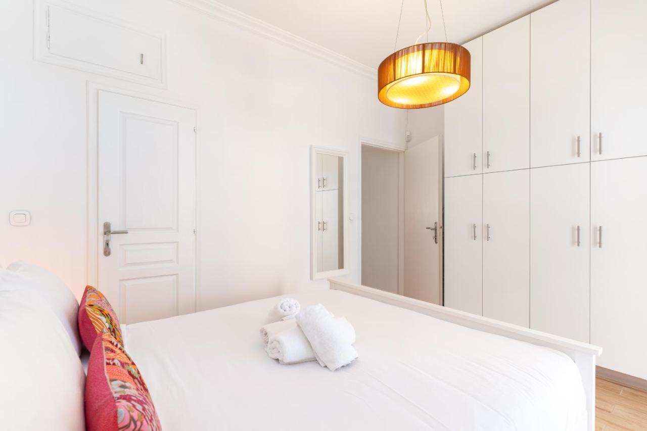 Modern Apartment, Short Walk To Acropolis Sites أثينا المظهر الخارجي الصورة