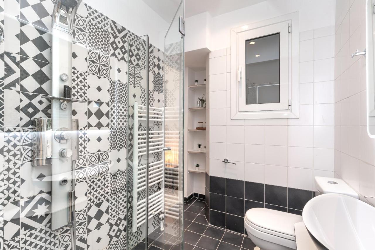 Modern Apartment, Short Walk To Acropolis Sites أثينا المظهر الخارجي الصورة