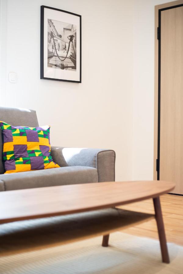 Modern Apartment, Short Walk To Acropolis Sites أثينا المظهر الخارجي الصورة