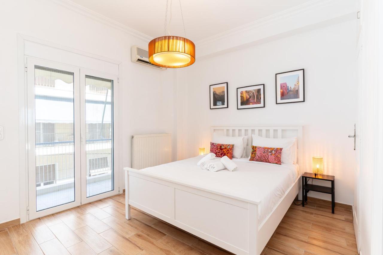 Modern Apartment, Short Walk To Acropolis Sites أثينا المظهر الخارجي الصورة